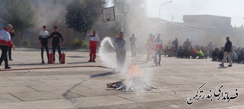 مانور متمرکز پدافند غیرعامل در شهرستان ترکمن برگزار شد