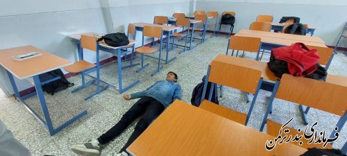 مانور متمرکز پدافند غیرعامل در شهرستان ترکمن برگزار شد