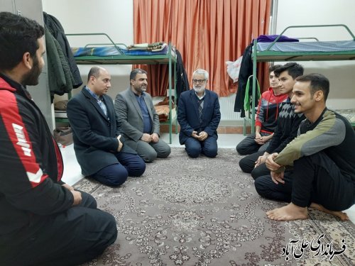 در آستانه 16 آذر ماه روزدانشجو فرماندار علی آباد کتول از خوابگاه دانشجویی شهید هدایتی بازدید کرد