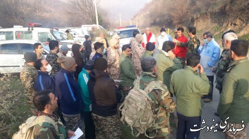 حضور میدانی فرماندار مینودشت در محل آتش سوزی منطقه عروسک ویکه سور