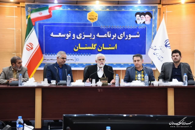  ۹۳ درصد درآمدهای مالیاتی استان محقق شده است/ رفع کمبود آب استان با پروژه شیرین سازی آب دریا 