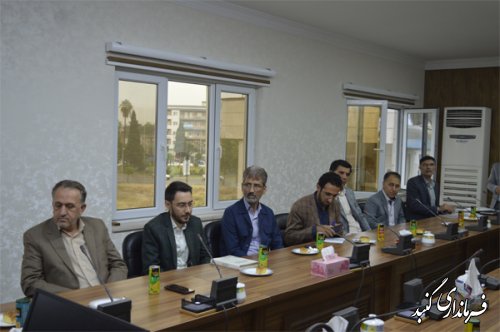 دانشجویان دانشگاه مذاهب اسلامی۱۰۰ ختم قرآن و ۱۰۰ ختم تحریر به اساتیدشان هدیه دادند
