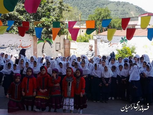 تقدیر فرماندار از معلمان مدرسه میرولی اله