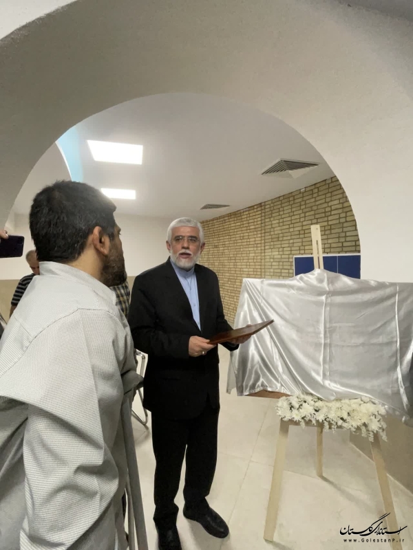 شهدا با گذشتن از دنیا، قهرمان قهرمانان بودند