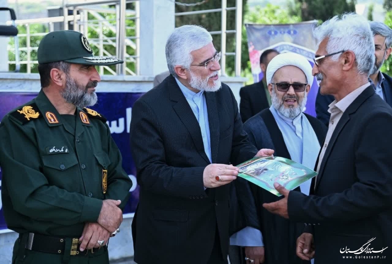 با توکل بر خدا و توسل به ائمه و تحت فرمان ولایت یقیناً پیروزی با ماست