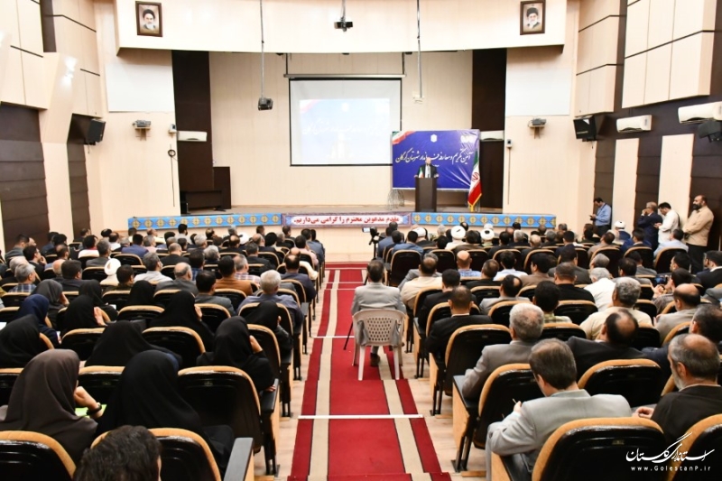 مراسم تودیع و معارفه برای هر مسئول معتقد و باورمند یادآور عمر کوتاه خدمت است