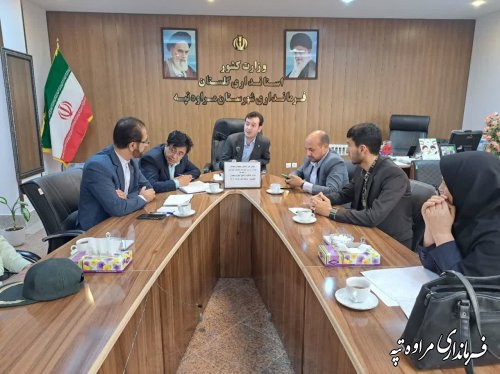 دانش آموزان آینده سازان ما بوده و باید در هدایت آنان تلاش کنیم