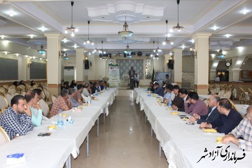اصناف می تواند نقش موثر در تنظیم بازار وارتقای وضعیت اقتصادی ایفا کند