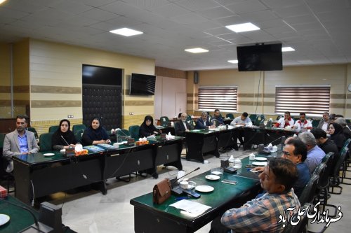 گردشگری سهم بسزایی در اشتغال زایی و توسعه شهرستان دارد