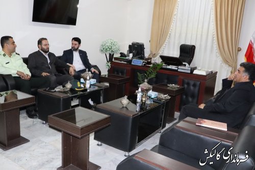  نشست مشترک دبیر کمیسیون مبارزه با قاچاق کالا و ارز استان با فرماندار گالیکش