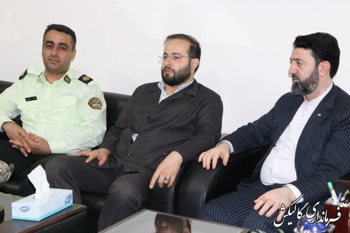  نشست مشترک دبیر کمیسیون مبارزه با قاچاق کالا و ارز استان با فرماندار گالیکش