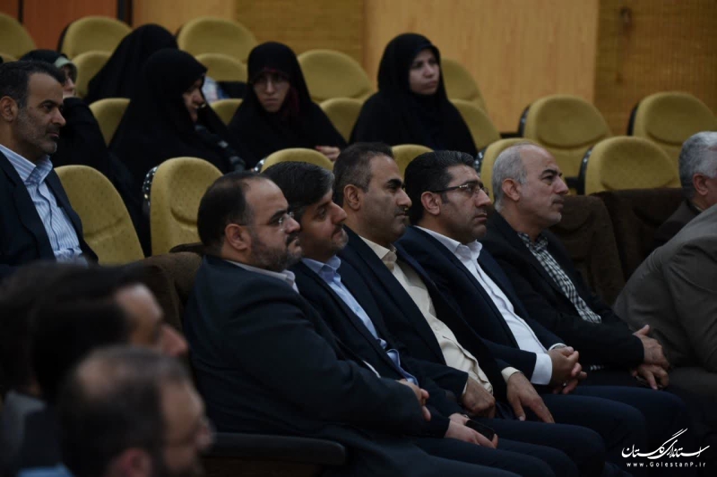کنترل جمعیت و کاهش فرزند آوری یقیناً توطئه دشمن است