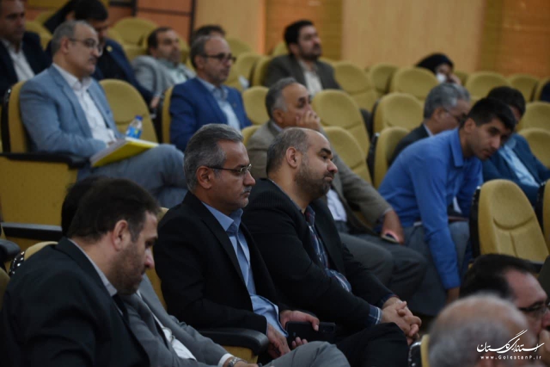 کنترل جمعیت و کاهش فرزند آوری یقیناً توطئه دشمن است