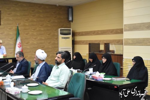 نگاه به مسئله حجاب و عفاف می بایست نگاه معرفتی و ریشه ای باشد