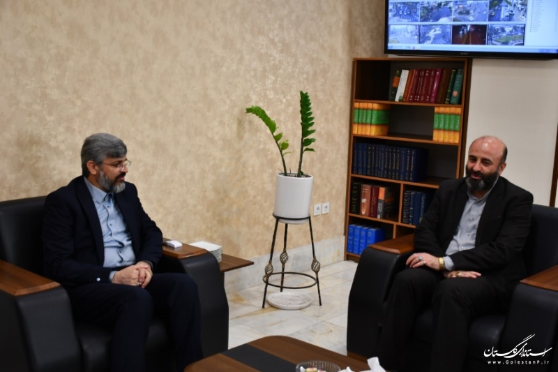 معاون سیاسی امنیتی واجتماعی استاندار با دادستان مرکز استان دیدار کرد