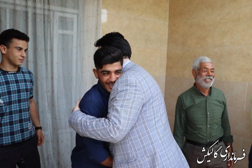 دیدار و عیادت فرماندار شهرستان از ملی پوش بوکس گالیکشی