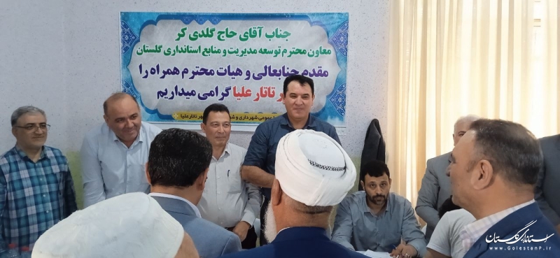 برپایی میز خدمت در شهر تاتار علیا با حضور معاون استاندار