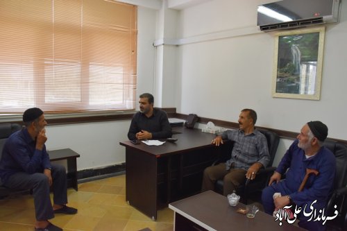 دیدار چهره به چهره فرماندار علی ابادکتول با شهروندان