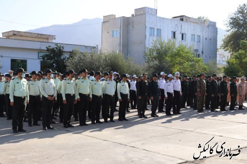 صبحگاه مشترک نیروهای نظامی و انتظامی در ستاد فرماندهی انتظامی گالیکش برگزار شد