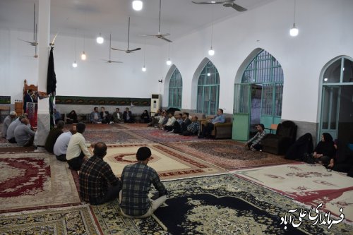 با حضور فرماندار علی آباد کتول میز خدمت در روستای بلوک غلام برگزار شد