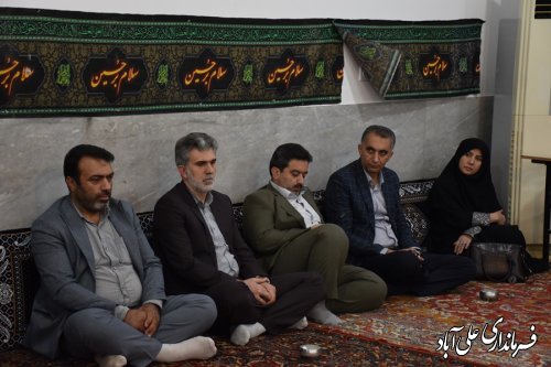 با حضور فرماندار علی آباد کتول میز خدمت در روستای بلوک غلام برگزار شد