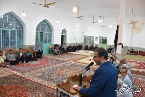 با حضور فرماندار علی آباد کتول میز خدمت در روستای بلوک غلام برگزار شد