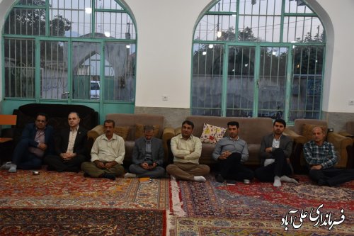 با حضور فرماندار علی آباد کتول میز خدمت در روستای بلوک غلام برگزار شد