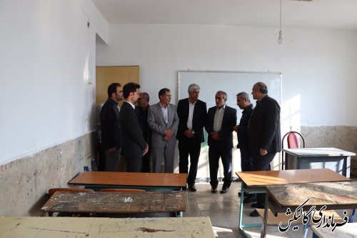 بازدید مشترک فرماندار گالیکش و مدیرعامل شرکت سیمان پیوند گلستان از مدارس شهر صادق‌آباد و روستای ینقاق
