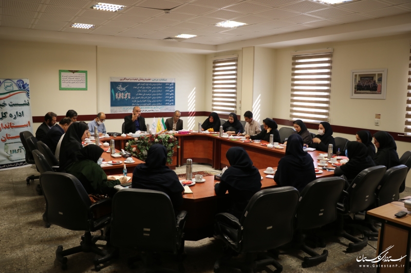 نشست خبری مدیرکل استاندارد گلستان با اصحاب رسانه استان به مناسبت هفته استاندارد
