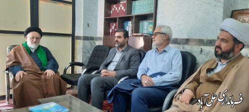 نشست فرماندار علی آبادکتول با تعدادی از روحانیون شهرستان