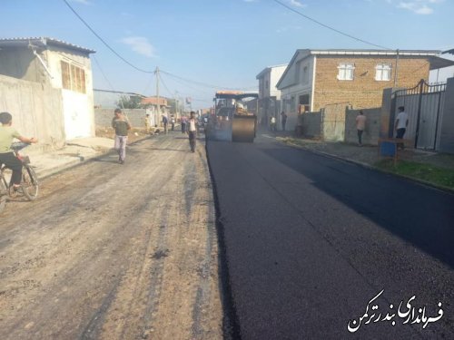 آغاز عملیات آسفالت ۱۱ هزار مترمربع روستای چاپاقلی شهرستان بندرترکمن