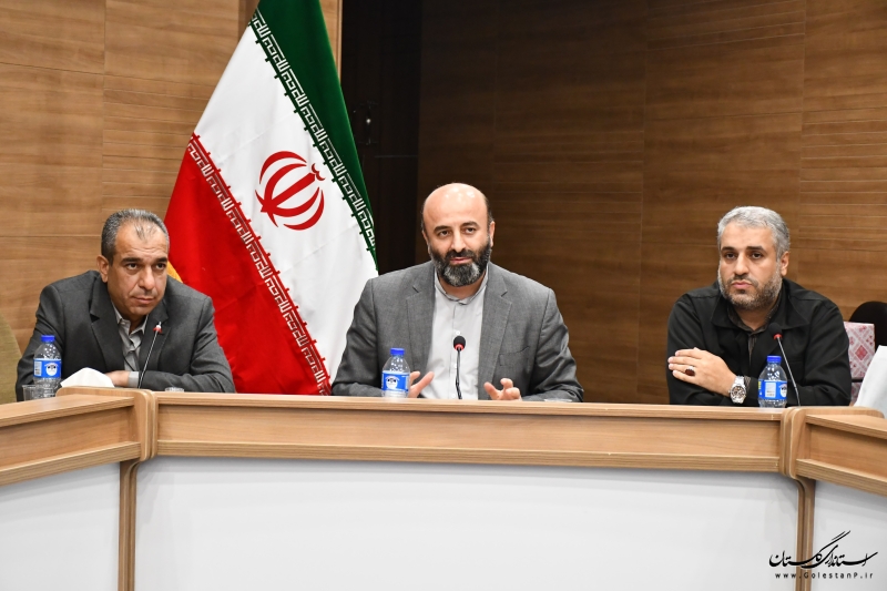 طی مراسمی از معاون اداره کل امنیتی و انتظامی به واسطه پایان دوره خدمت و بازنشستگی تقدیر شد