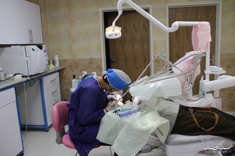بازدید معاون سیاسی امنیتی و اجتماعی استاندار از فعالیت جهادی درمانی در آق قلا