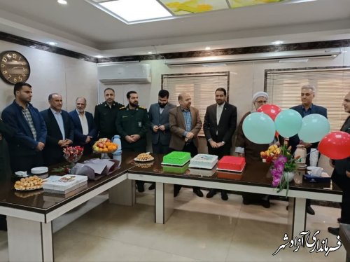 تقدیر از پرستاران توسط امام جمعه و فرماندار آزادشهر همزمان با روز پرستار