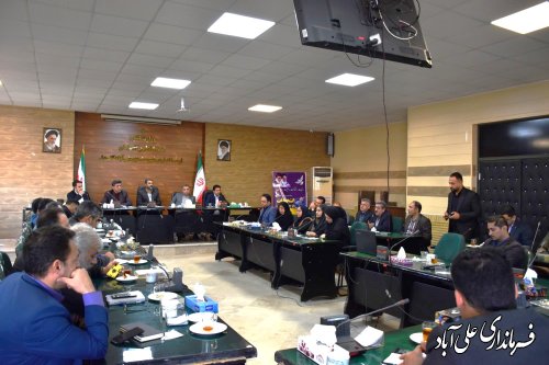 مسئولین دستگاهها باید سهم اشتغال شهرستان را پیگیری جدی کنند