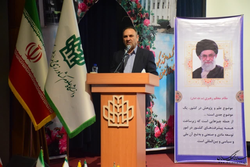 مراسم تجلیل از برگزیدگان جشنواره هفته پژوهش و فناوری و آیین اختتامیه هفته پژوهش استان گلستان برگزار شد