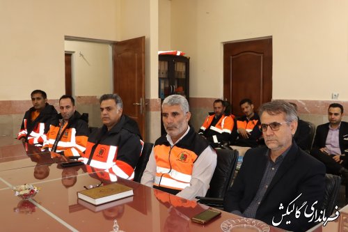 فرماندار گالیکش با سرپرست و کارکنان اداره راهداری و حمل‌و‌نقل جاده‌ای شهرستان دیدار کرد