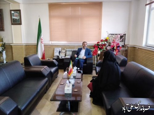 ملاقات مردمی فرماندار علی آبادکتول برگزار شد‌.
