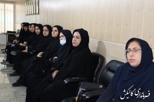 نقش بانوان در اطلاع‌رسانی انتخابات و حضور حداکثری مردم، اثرگذار است