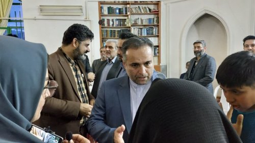 در محله کوی عرفان گرگان میز خدمتی با حضور ۲۰ دستگاه اجرایی برگزار شد