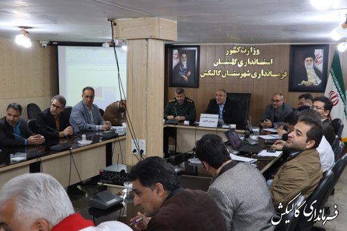 مهمترین راهبرد در جهاد تبیین، مسأله روشنگری و امید افزایی در بین مردم است