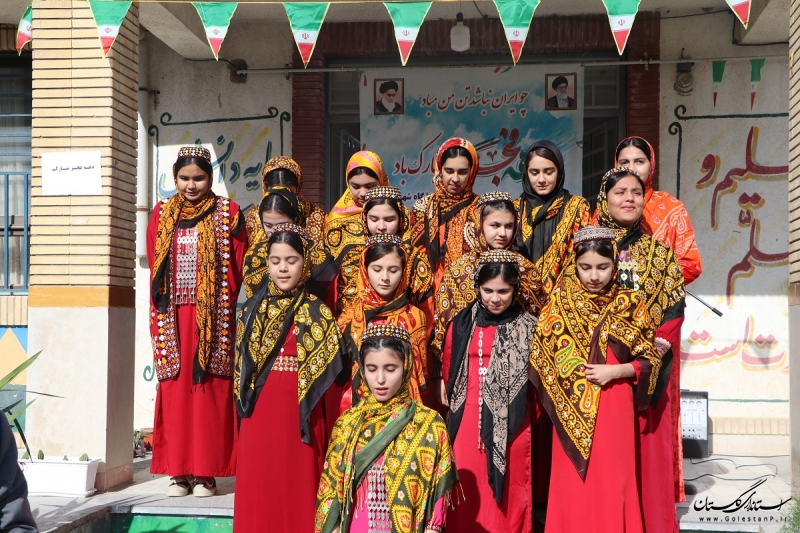 کلنگ زنی و افتتاح مدرسه درشهرستان آق قلا