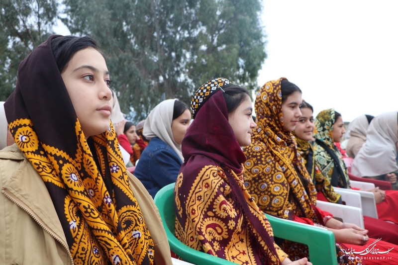 کلنگ زنی و افتتاح مدرسه درشهرستان آق قلا