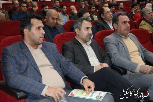 خدمتگزاری به مردم، فرصتی ارزشمند برای همه مسئولین است