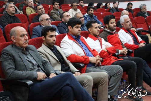 خدمتگزاری به مردم، فرصتی ارزشمند برای همه مسئولین است