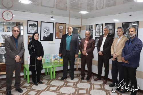 بازدید فرماندار گالیکش و هیات همراه از دومین نمایشگاه نقاشی آموزشگاه هنرهای تجسمی شکوفا