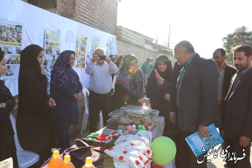 جشن انقلاب در مدرسه شهید غفاری روستای محمد آباد گالیکش برگزار شد