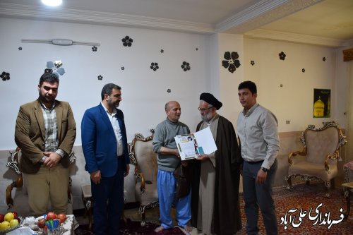 دیدار فرماندار وامام جمعه علی آبادکتول با جانبازان دفاع مقدس به مناسبت روز جانباز