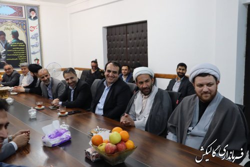 نشست و دیدار صمیمی فرماندار، امام جمعه و برخی از مسئولین شهرستان با فرمانده سپاه گالیکش 