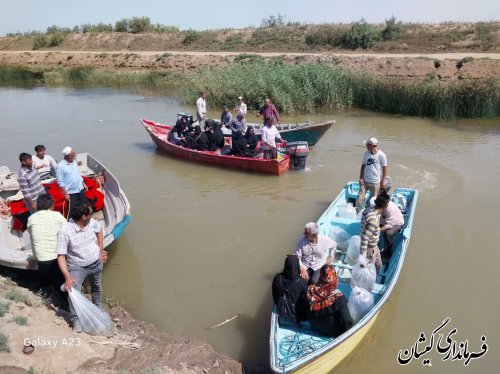 رها سازی بچه ماهیان استخوانی و خاویاری در رودخانه گرگانرود شهرستان گمیشان